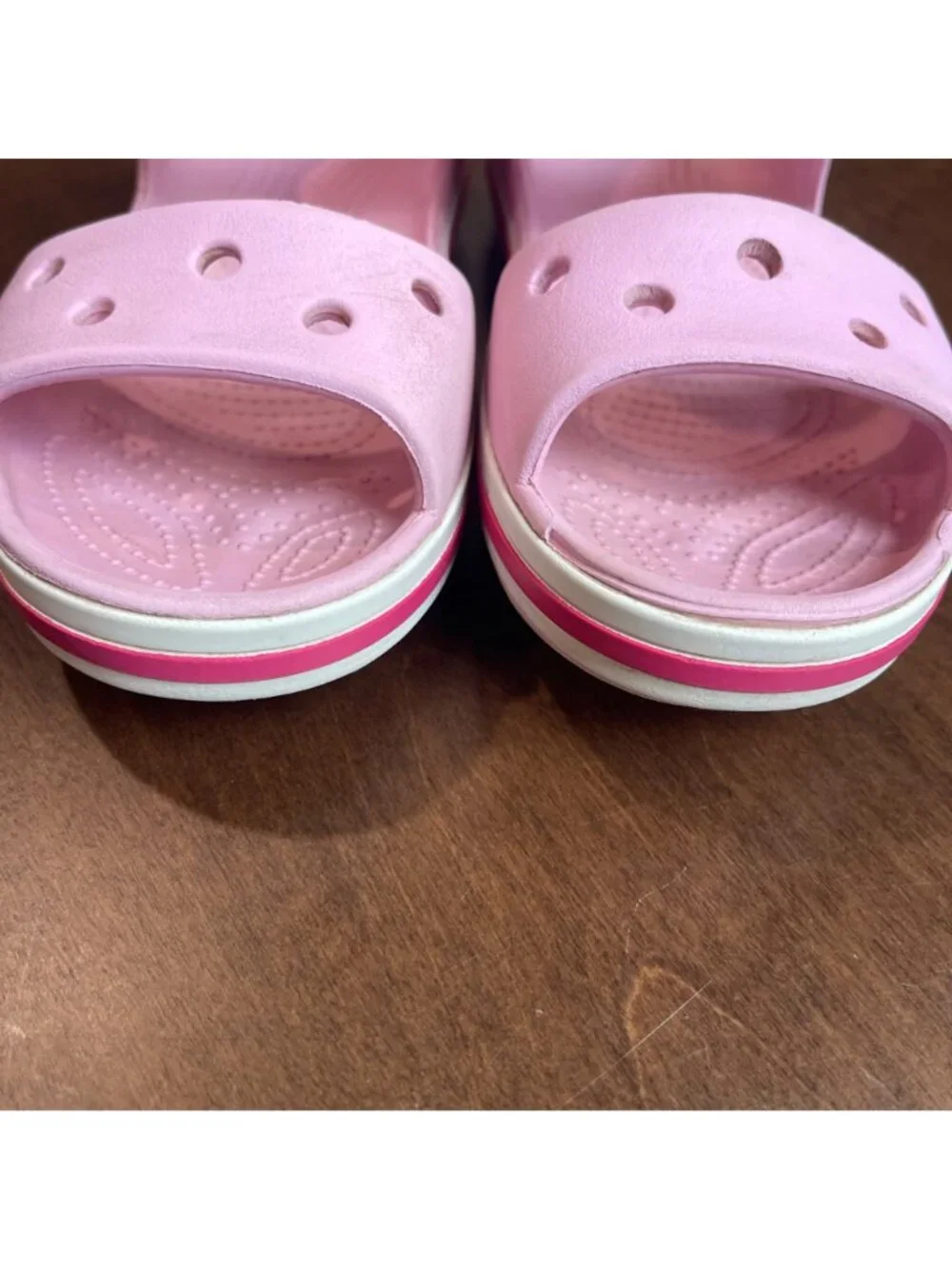 CROCS Crocband Sandals Big Kids Size 1 Pink Waterproof Open Toe Adjustable Strap